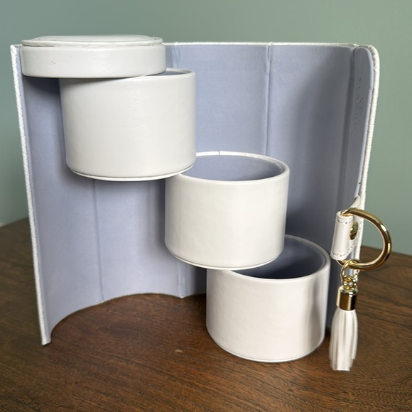 NIB Vlando Jewelry Box White - Picture 5 of 7